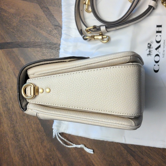COACH Cassie Crossbody Bag 19 White - Picture 6 of 16